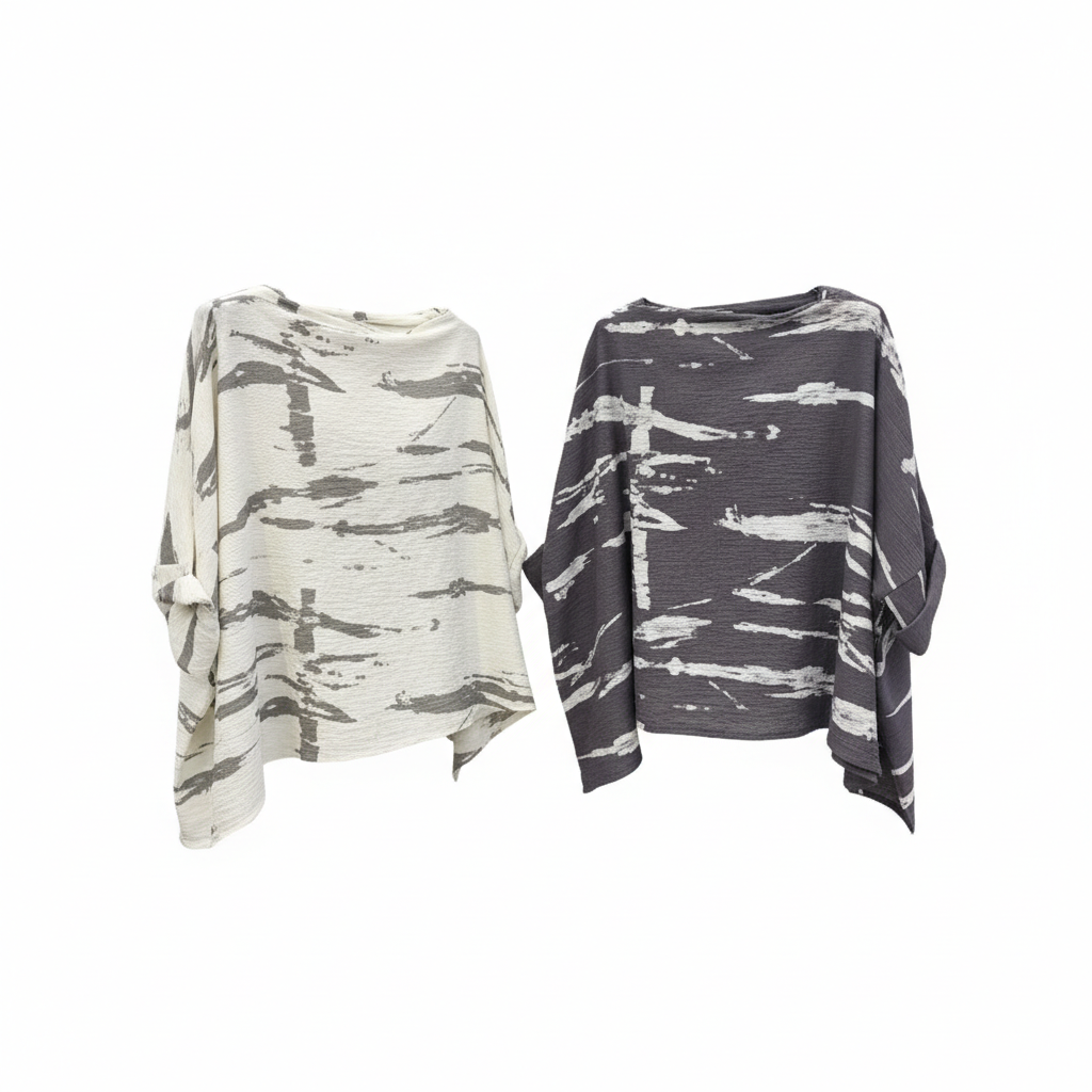 Oversized Blouse with Abstract Print - Relaxed and Modern Style
