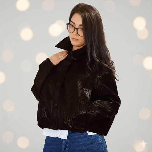 Jachetă scurtă cu efect de piele texturată