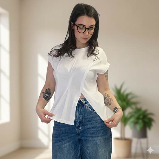 Maglietta strutturata con lato diviso